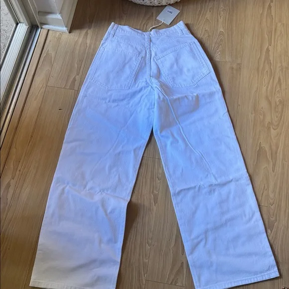 NWT Classic Low Rise Denim